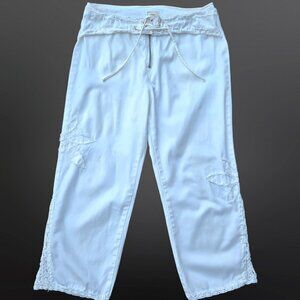 Y2K White low rise  Capri Pants lace Up Front Embroidered Crochet Size 3